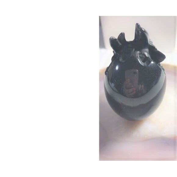 Black Obsidian Baby Dragon in Egg Carving - Picture 4 of 8